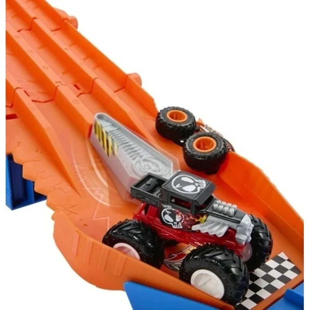 (5)Hot Wheels Monster Trucks Race Down Destruction Track Sharks VS Dinos Playset